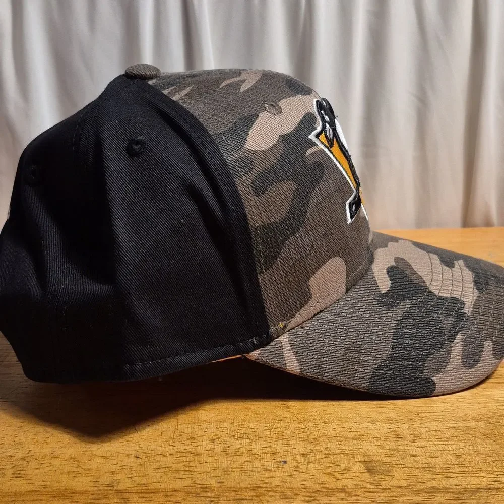 Adidas Pittsburgh Penguins Camo Snapback Hat - New